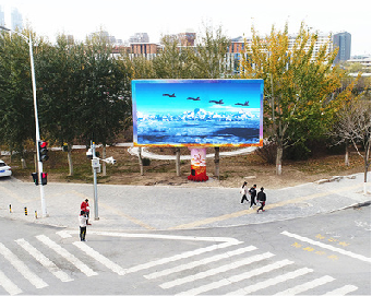 怀化户外大屏广告投放要点。